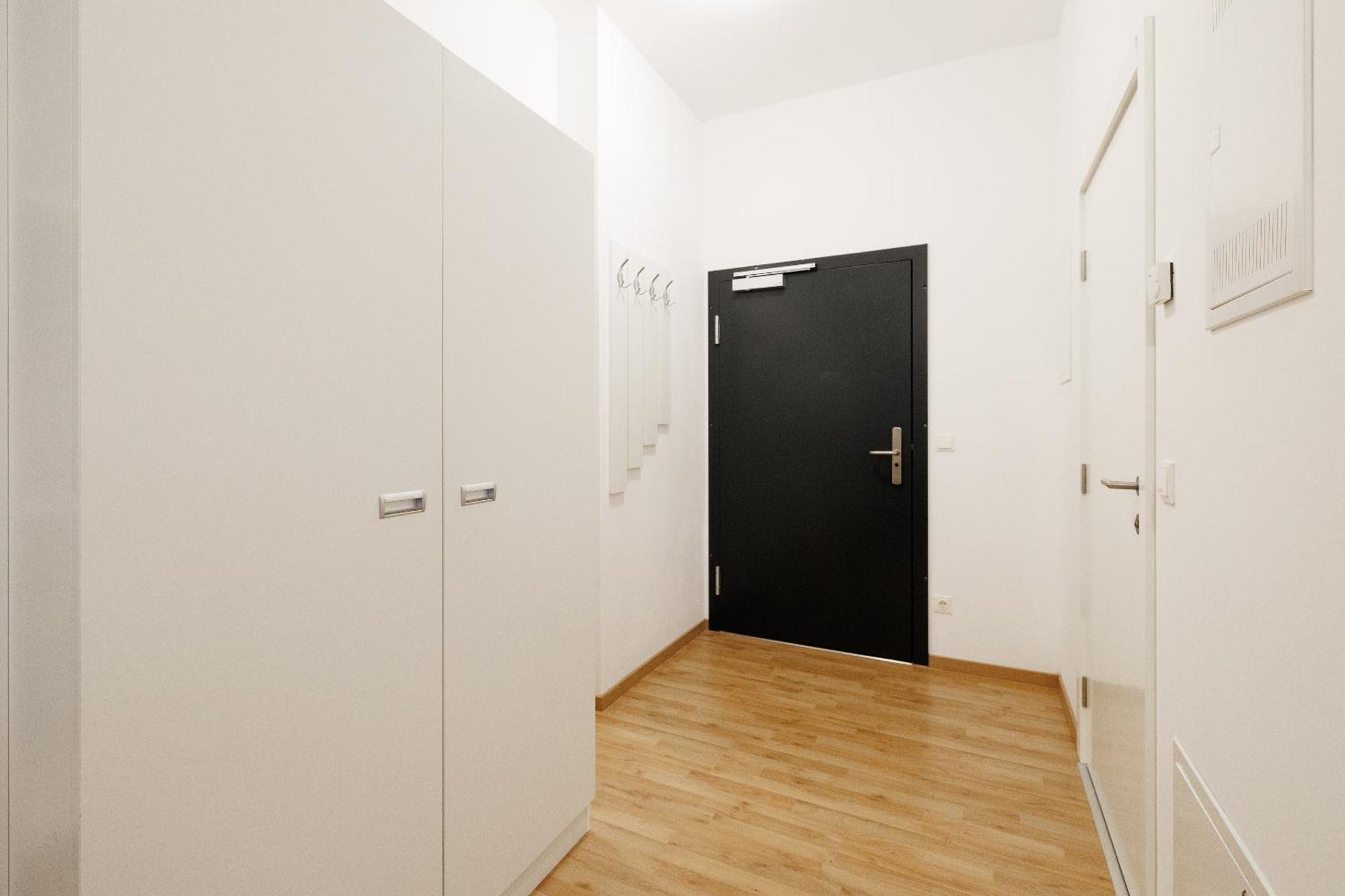 Central Urban Studio Wiener Neustadt Exterior photo